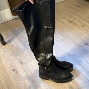 Guess Black Knee-High Leather Boots